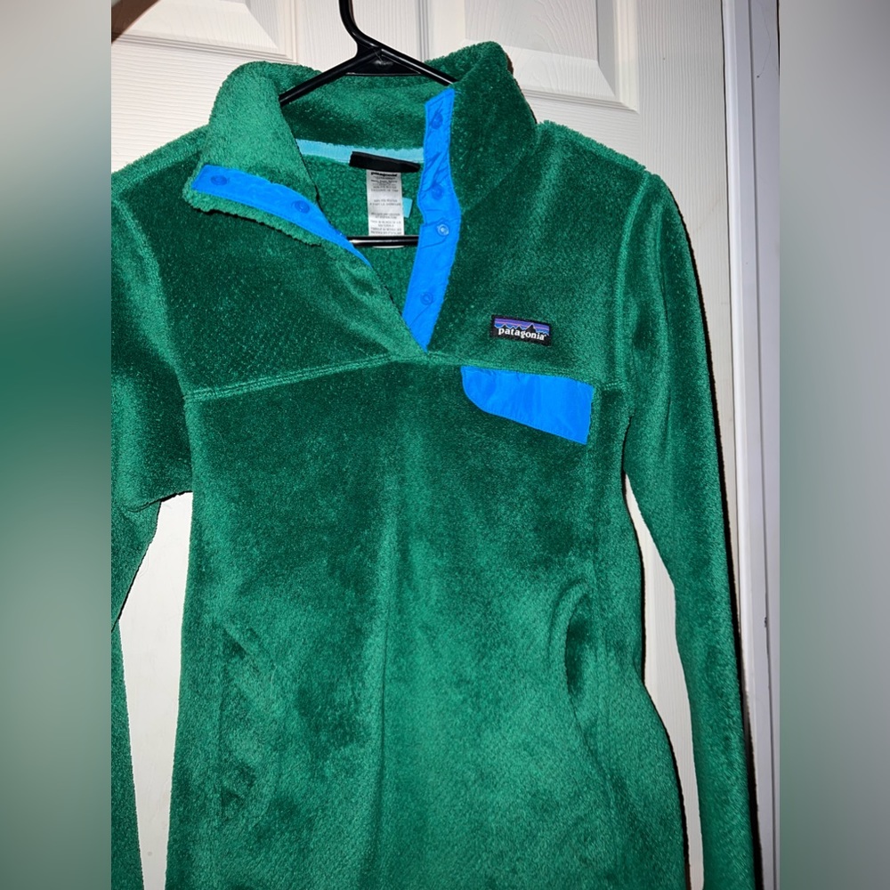 Patagonia Re-Tool Snap-T Fleece Pullover Green
Size Small